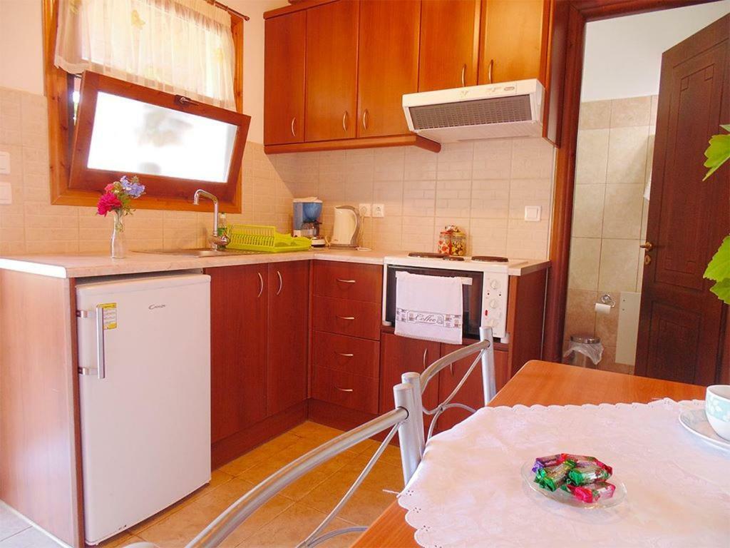 Apartamento Christinas Lofts Ágios Matthaíos Exterior foto
